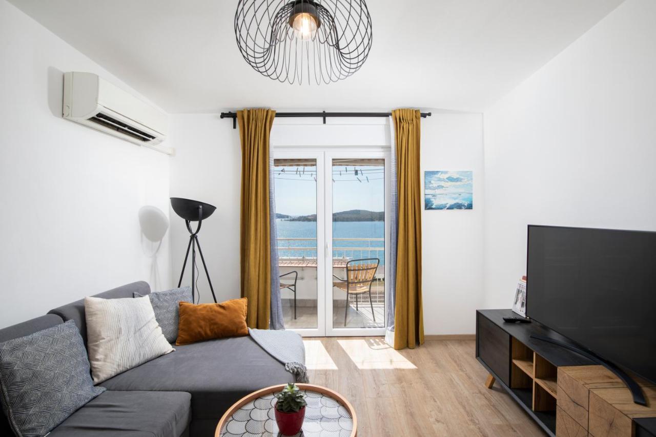 Top Floor Sunset Apartment Пула Екстер'єр фото